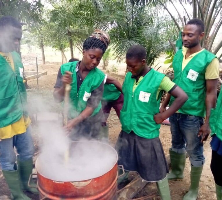 Le poursuit son engagement en faveur d’une agriculture durable à travers ses fermes écoles agroécologiques implantées dans plusieurs localités de la région centrale du Togo.