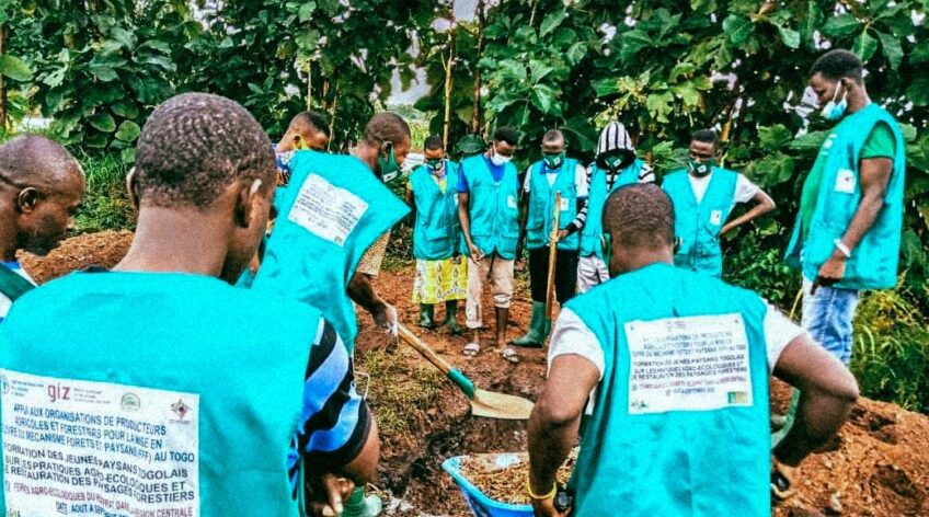 Le poursuit son engagement en faveur d’une agriculture durable à travers ses fermes écoles agroécologiques implantées dans plusieurs localités de la région centrale du Togo.